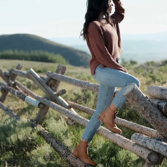 Nisolo Amalia Leather Combat Boots  Size 10 - Picture 5 of 9